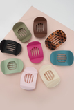 This oversized lay flat hair claw clip offers a strong hold and all day comfort. Perfect for thick hair and easy, no fuss styling at home or on the go.