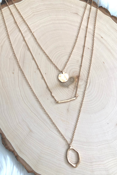 Layered Metal Pendant Necklace